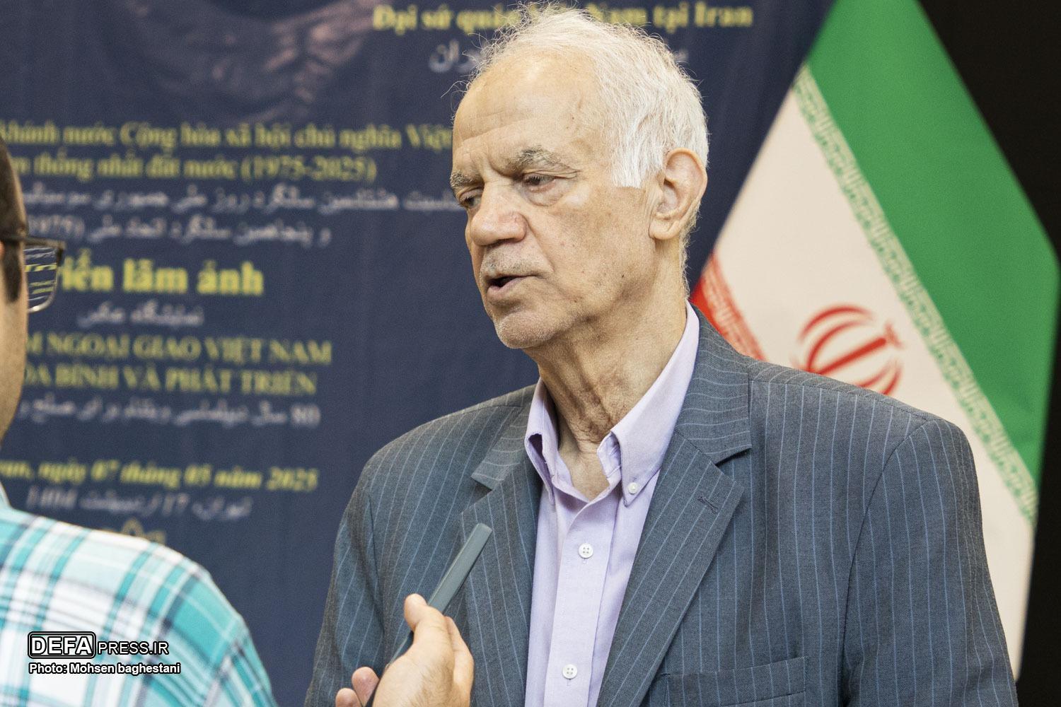 مراسم بزرگداشت پنجاهمین سالگرد پیروزی ویتنام در برابر آمریکا برگزار شد