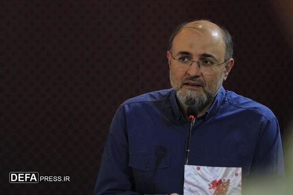 نیلی: شعر گفتن و روایت میدان شهادت قداست دارد