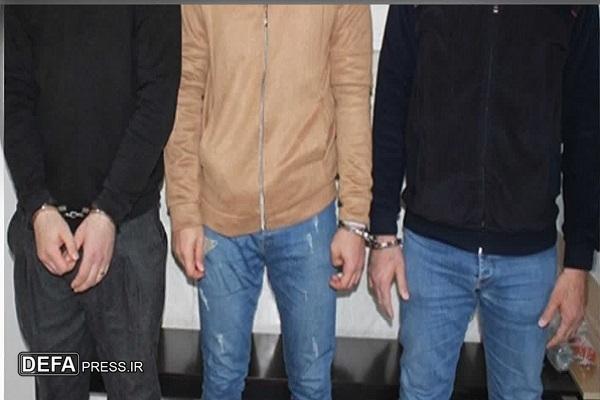 دستبند پلیس بر دستان سارقان کابل برق و دوچرخه در ساری 