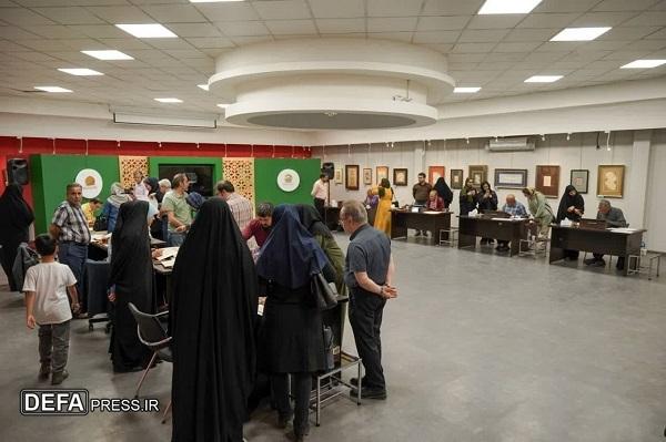 عرض ارادت هنرمندان خوشنویس به حضرت رضا (ع) در رویداد «حصن حصین»