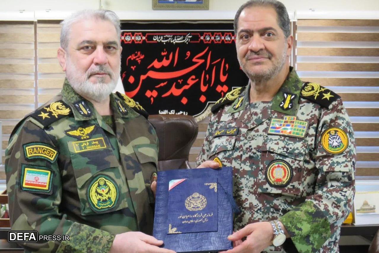 فرمانده قرارگاه راهیان نور ارتش با سرتیپ صباحی فرد دیدار کرد