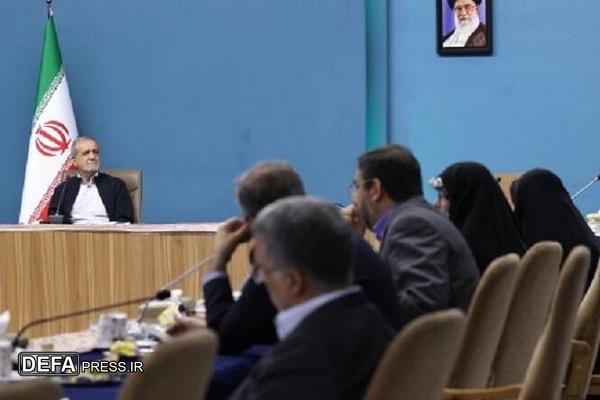 پزشکیان: برای اصلاح جدی و اساسی جامعه باید کار را از خانواده، مدرسه و دانشگاه آغاز کنیم
