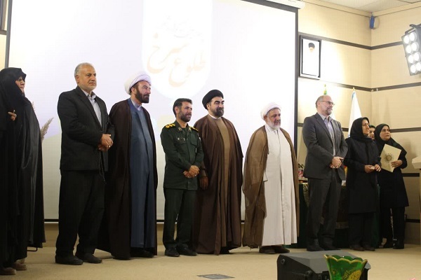 تصاویر / برگزاری مراسم اختتامیه جشنواره طلوع سرخ در ایلام