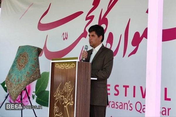 حسینی: کارگاه‌های گلاب‌گیری با هزار نفر در روستای فرخد مشول فعالیت هستند