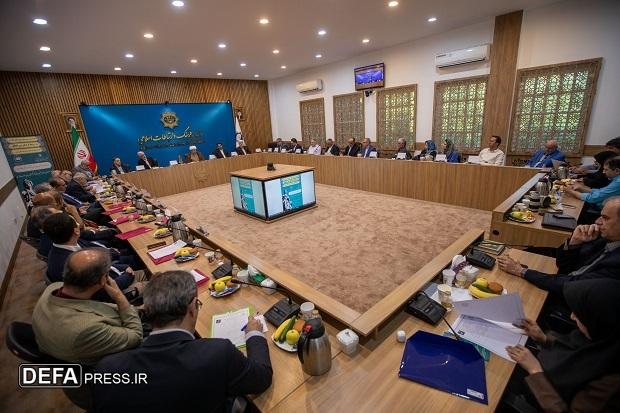 ایمانی‌پور: تاریخ ادبیات جهان بدون تردید مرهون زبان فارسی است