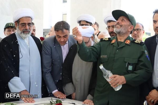 ادای احترام به شهدای گمنام استانداری خراسان رضوی+ تصاویر