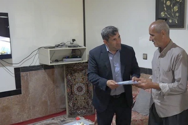 دیدار مسئولین شهرستان تکاب با جمعی از جانبازان سرافراز ۸ سال دفاع مقدس