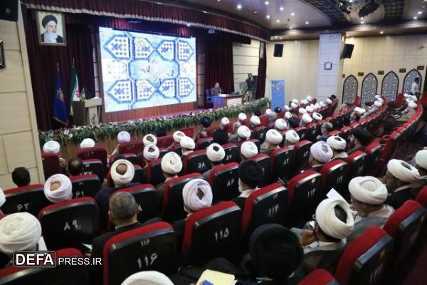 آغاز به کار اجلاسیه اساتید و فرماندهان شبکه تربیتی صالحین بسیج در مشهد+ تصاویر