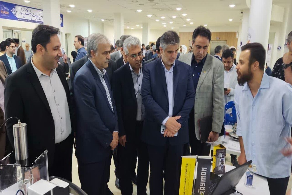 بازدید استاندار مرکزی از پارک فناوری پردیس