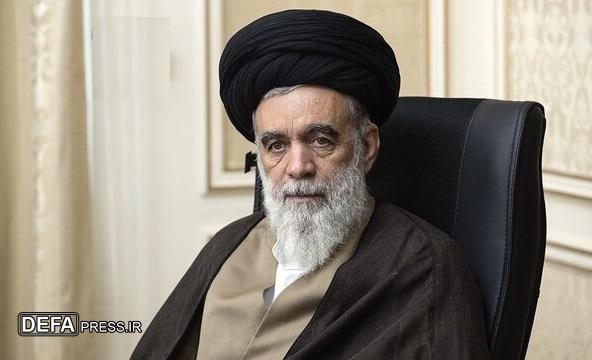 جامعه باشکوه و نظام سیاسی مقتدر زیر چتر قرآن رقم خواهد خورد