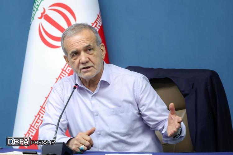 پزشکیان: در مذاکرات از اصول خود عقب‌نشینی نمی‌کنیم