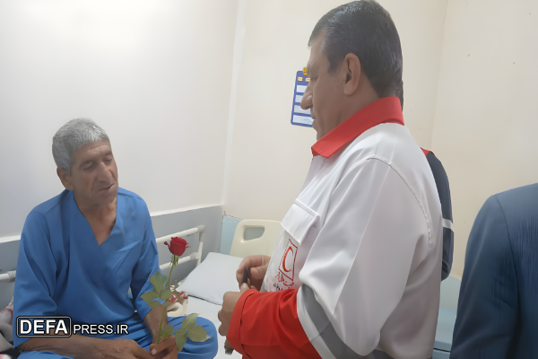 عیادت مدیرعامل جمعیت هلال‌احمر کهگیلویه‌وبویراحمد از جانبازان در هفته هلال‌احمر