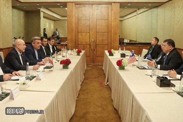 دیدار قالیباف با همتای مالزیایی در حاشیه کنفرانس اتحادیه بین‌المجالس اسلامی