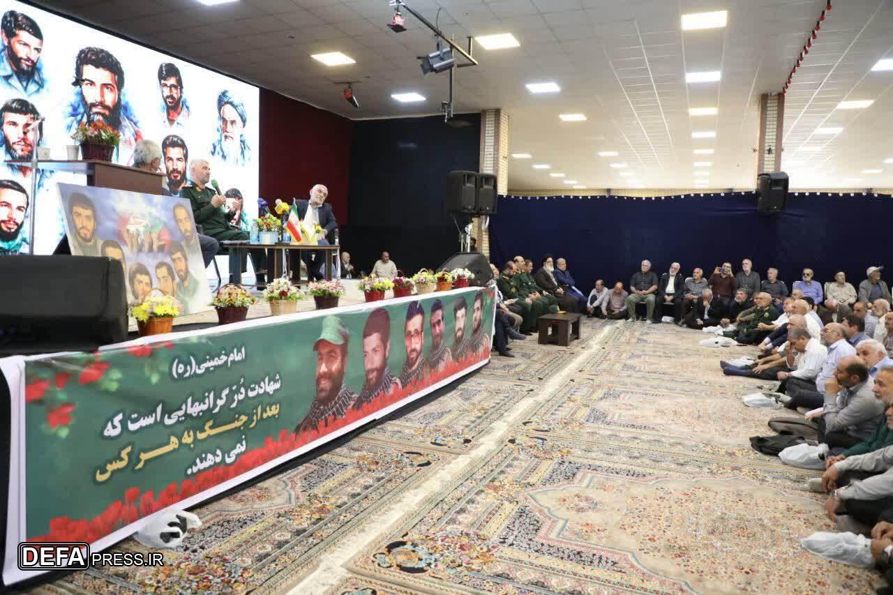 تصاویر/ بیست و هشتمین گردهمایی یادگاران دفاع مقدس در البرز با حضور سردار فضلی برگزار شد