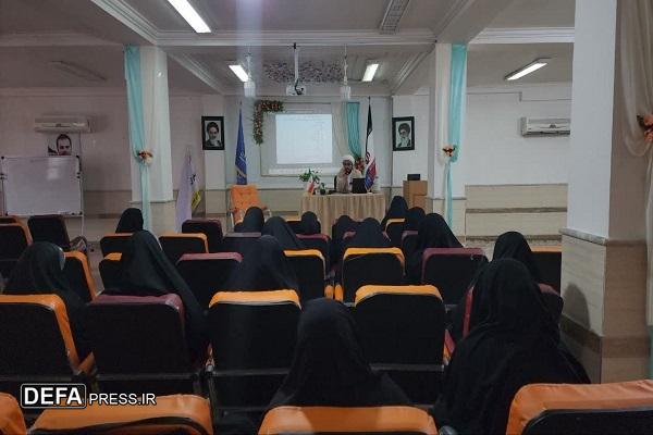 برگزاری اولین دوره تربیت مربی تدبر در قرآن کریم در ساری