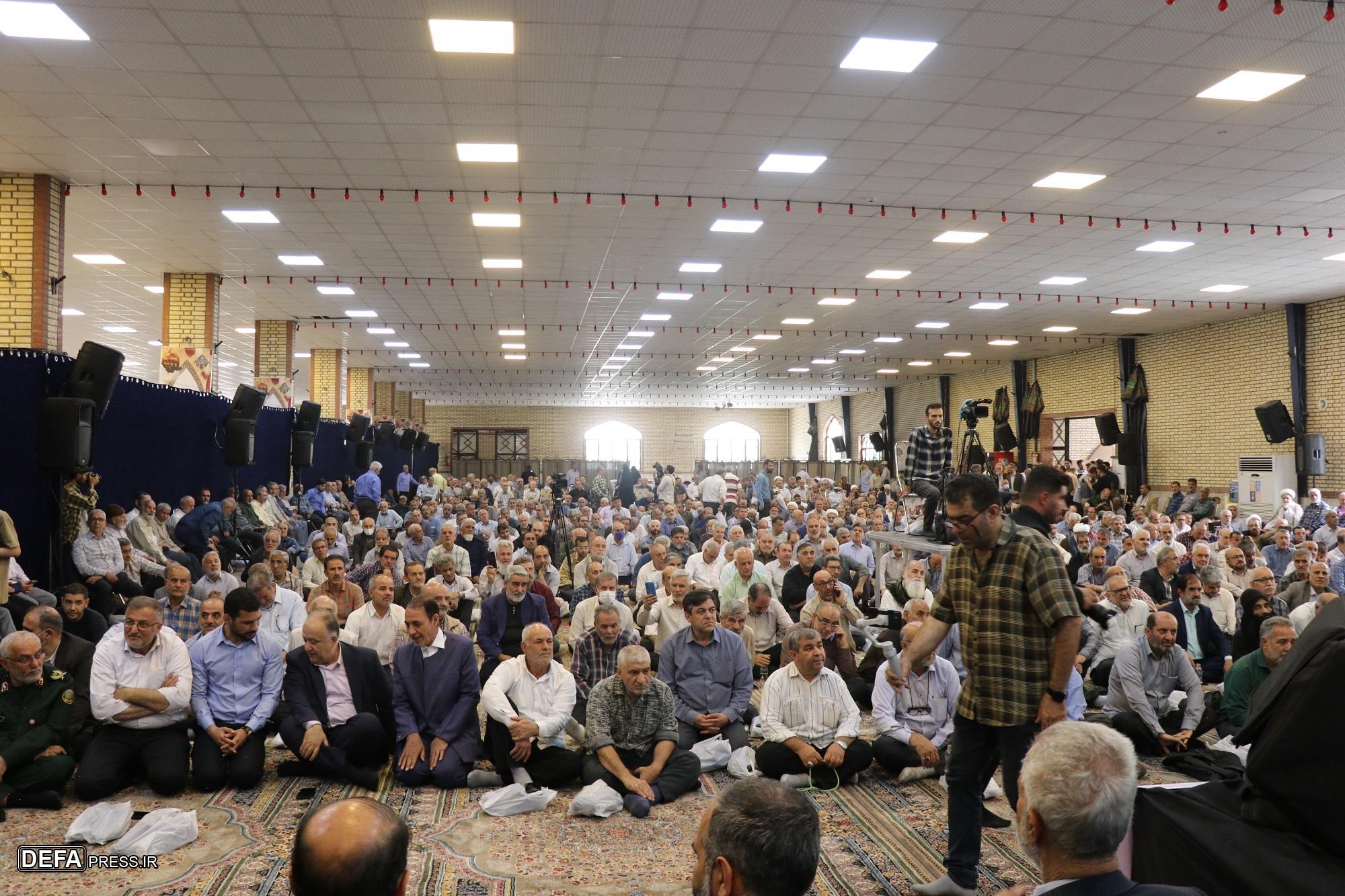 رزمنده دفاع‌مقدس: انتقال ارزش‌های جنگ وظیفه رسانه‌ها و رزمندگان است