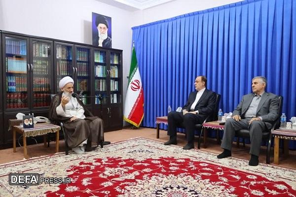 آیت الله محمدی لائینی: توجه به جامعه فرهنگیان نوعی سرمایه گذاری برای تولید است