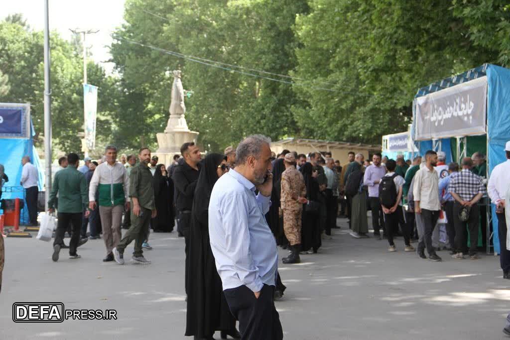 تصاویر/ مراسم اولین سالگرد شهادت رئیس‌جمهور شهید «رئیسی» در کرج برگزار شد