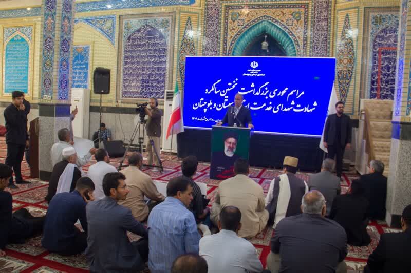 حادثه پرواز اردیبهشت قلب ملت ایران به ویژه محرومان را به درد آورد