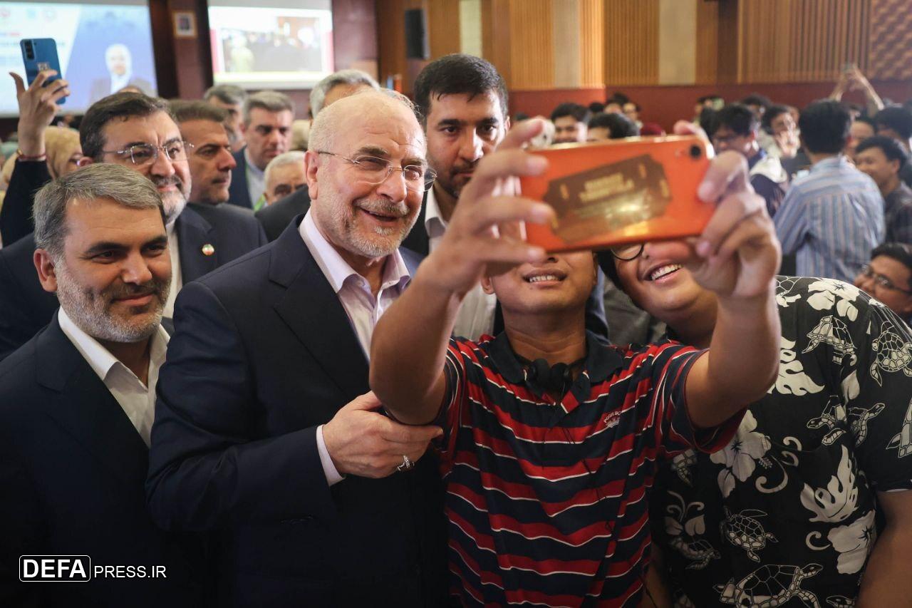 «خدمات متقابل اسلام و ایران» به زبان اندونزیایی رونمایی شد + تصاویر/ ناقص