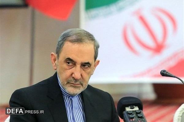 ولایتی: ایران توسعه همسایگان عرب را تهدید نمی‌بیند