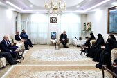 دیدار پزشکیان با خانواده شهدای خدمت