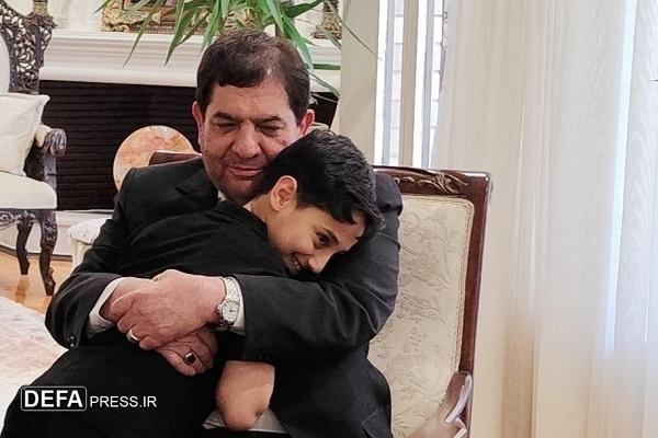 مخبر: شهید رحمتی، الگوی یک مدیر انقلابی و خدمتگزار بی‌ادعا بود/خانواده‌های شهدای پرواز اردیبهشت پرچمداران جبهه صبر و مقاومت هستند