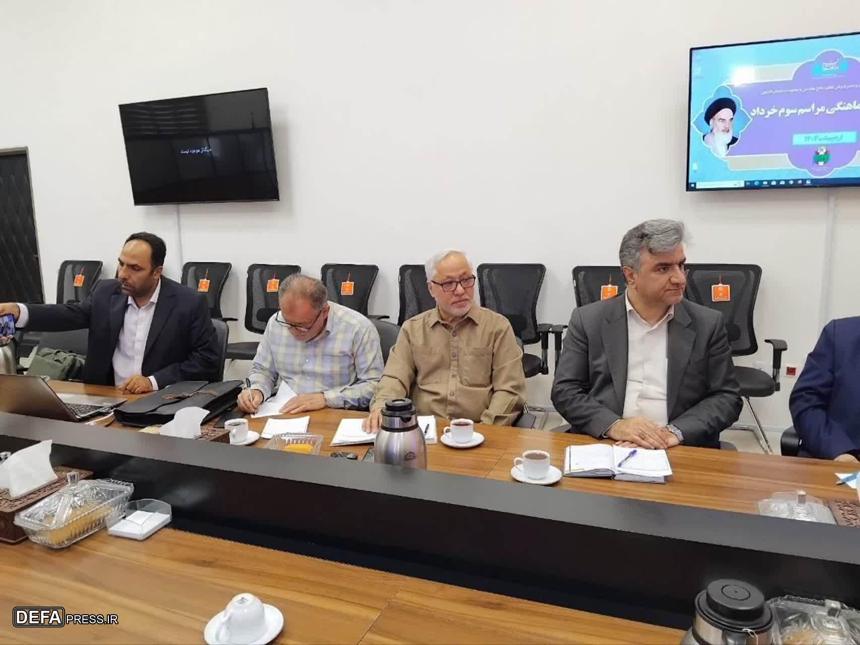 شعار «ما فاتحان قله‌ایم» در استان قزوین طنین انداز می شود