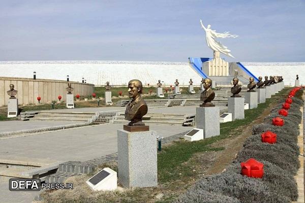 بازدید کاروان «راهیان قدس» از موزه دفاع مقدس و مقاومت همدان