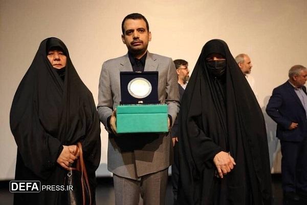 خانواده شهید «علی هاشمی» تجلیل شد