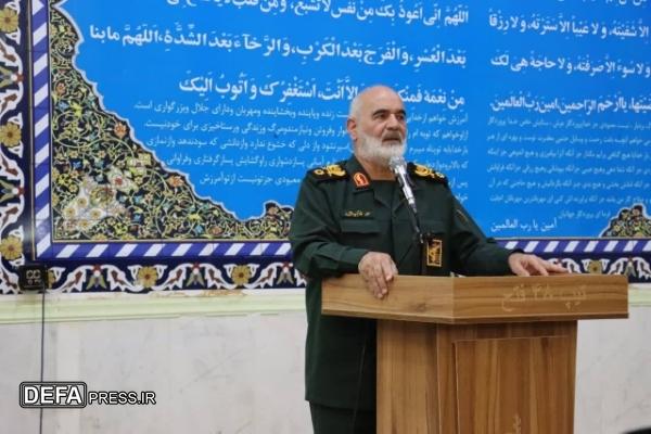 تجلیل فرمانده قرارگاه کربلا در جنوب کشور از سردار حکمتیان + تصاویر