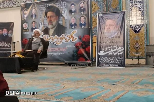 حجت الاسلام قلندری: مدیریت انقلابی، برگ برنده مقابله با توطئه‌های دشمنان است