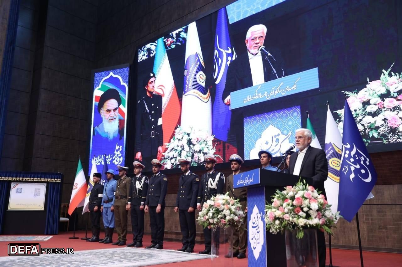 عارف: باید ابزار انضباطی و تشویقی در کنار یکدیگر استفاده شوند/ قوانین باید پویایی خود را حفظ کنند