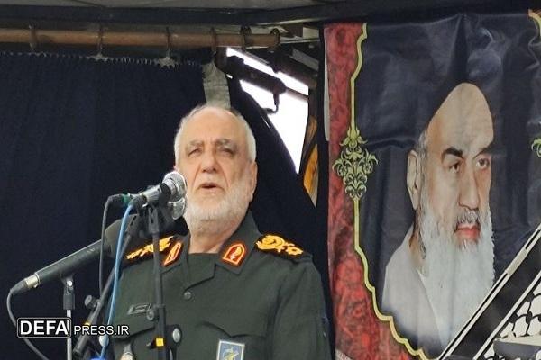سردار خادمی: دشمنان نظام بر جنگ شناختی متمرکز شده‌اند