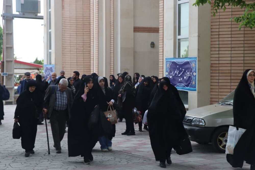 تصاویر/ اعزام ۷۰۰نفر از شهروندان اراکی به سرزمین حماسه، بازی دراز