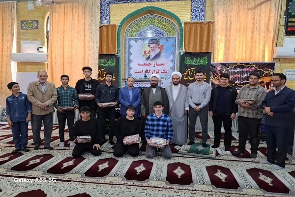 تصاویر/اقامه نماز جمعه در شهرستان بدره