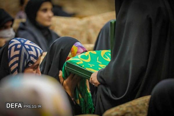 آغاز برنامه‌های دهه کرامت در یزد با حضور سفیران کریمه اهل بیت (ع)