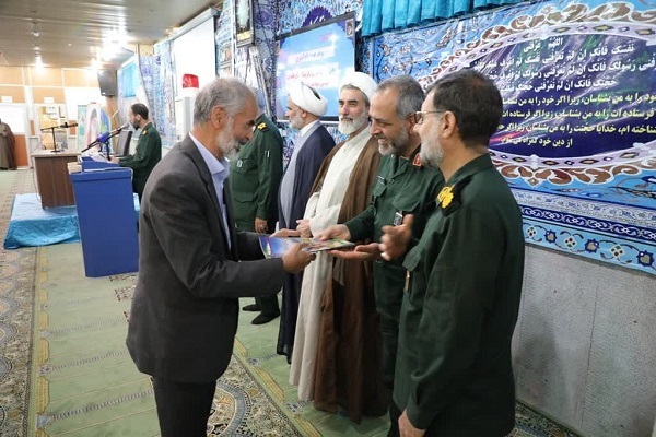 آغاز برنامه‌های هفته عقیدتی سیاسی در سپاه قمربنی هاشم (ع)