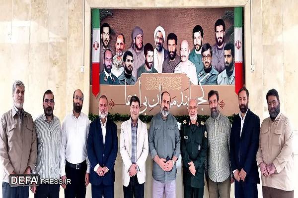 دیدار دبیر جبهه فرهنگی انقلاب اسلامی با مدیرکل حفظ آثار ودفاع مقدس و مقاومت البرز