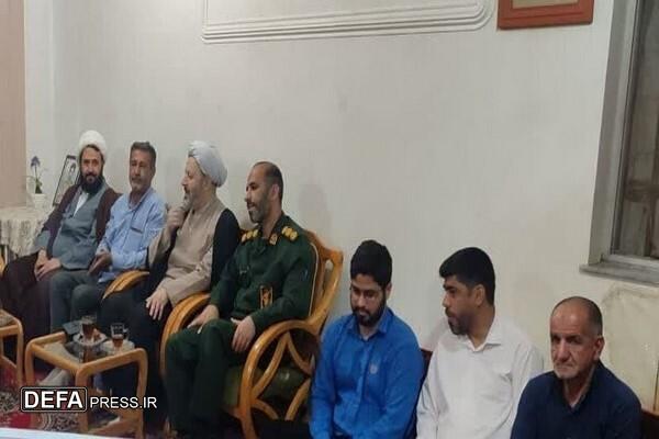 در مقابل هجمه های دشمنان باید بصیرت افزایی کنیم