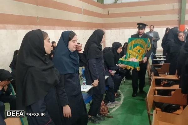 استقبال عاشقانه دانش آموزان بیرجندی از خادمان حرم امام رضا