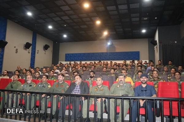 سرهنگ خلبان محمدزاده: ارائه روایت‌های جذاب از نقش نیروهای مسلح در تولید اقتدار جنگ شناختی دشمن را ناکام می‌گذارد