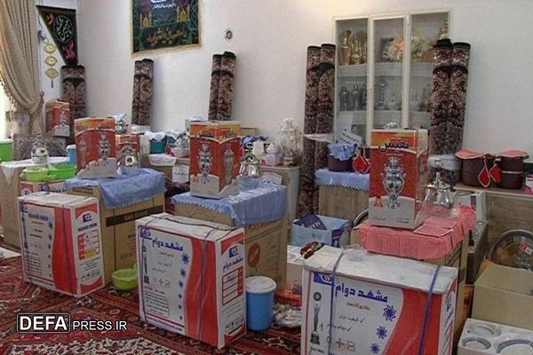 اهدای جهیزیه به نوعروسان شهرستان دیر