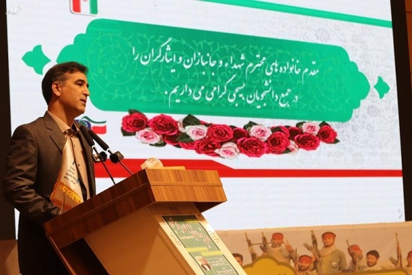 راهیان نور زمینه ساز انتقال پیام شهدا هستند