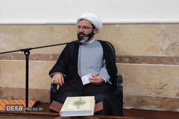سیاست رسانه‌های غربی فراهم کردن زمینه طلاق در خانواده‌ها است
