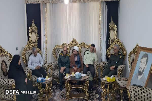 سرکشی سرهنگ خواست خدایی از خانواده شهید «عبدالله نجفی» در یاسوج + تصاویر