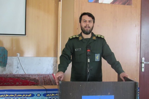 فرهنگ ایثار و شهادت، ستون اصلی هویت انقلاب اسلامی است