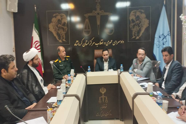 دادستان کرمانشاه: در مبارزه با اراذل مقتدرانه همراه پلیس هستیم