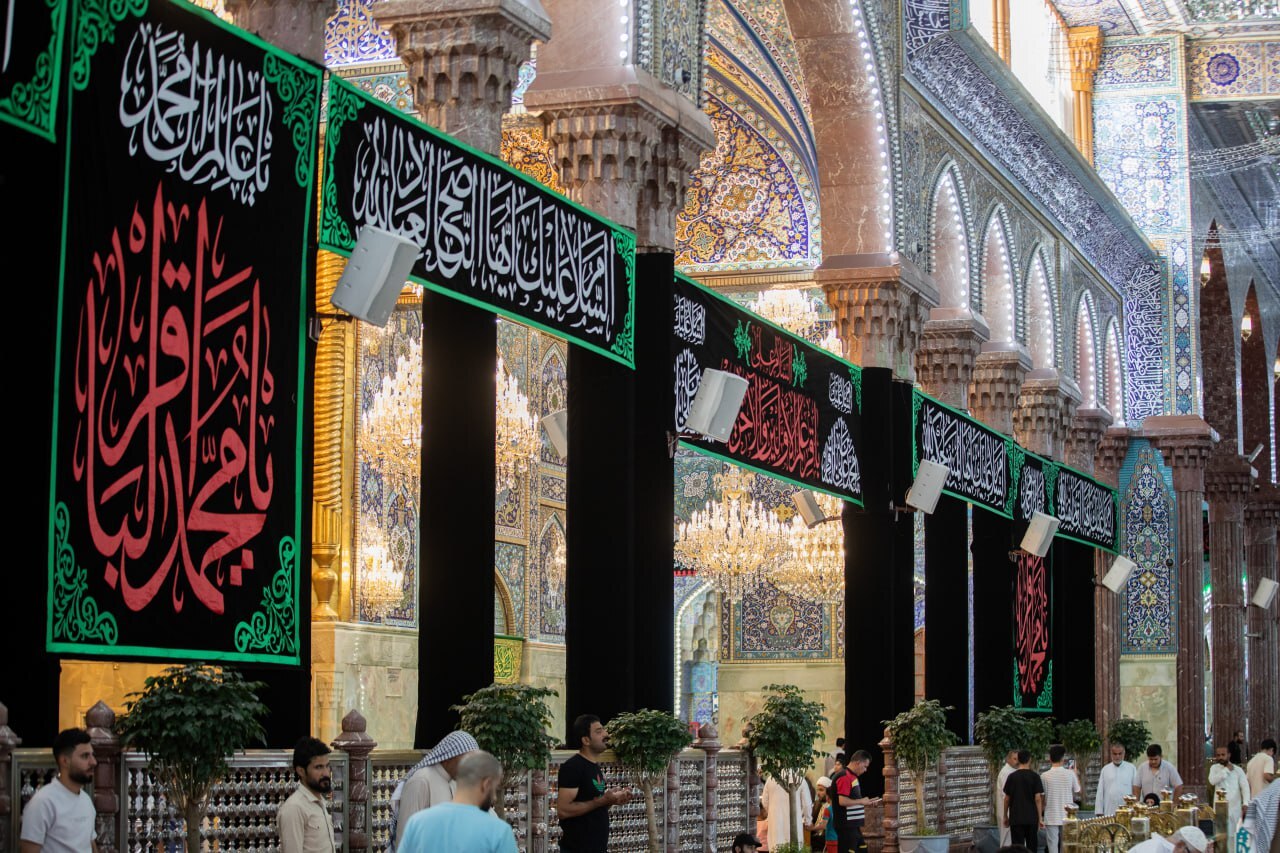 سیه‌پوشی حرم‌های اهل بیت (ع) در سوگ شهادت امام باقر (ع)+ فیلم و تصاویر