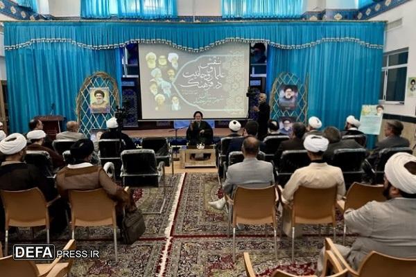 مردم در تحقق انقلاب و شکل‌گیری فرهنگ غنی ایرانی اسلامی نقش مؤثری داشتند